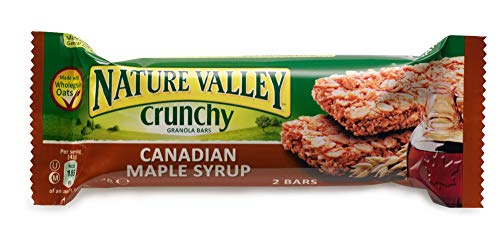 Nature Valley Crunchy cereal bars with natural wholegrain and Canadian Maple Syrup flavor